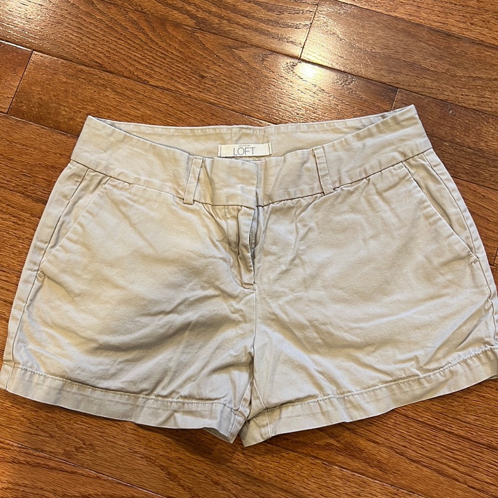 Loft shorts size 4